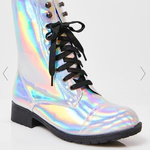 I AM UR LEADER HOLOGRAM BOOTSdolls kill holo boots